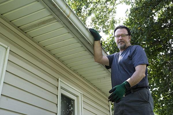 Gutter Cleaning of Antelope crew